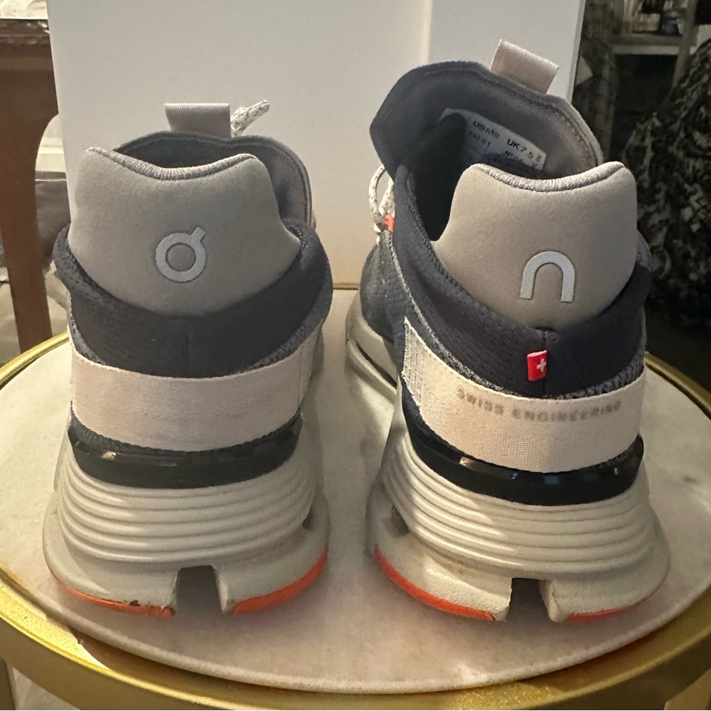 COPY - On Cloud Men’s Sneaker, Blue and Orange Size 8 - Picture 3 of 8